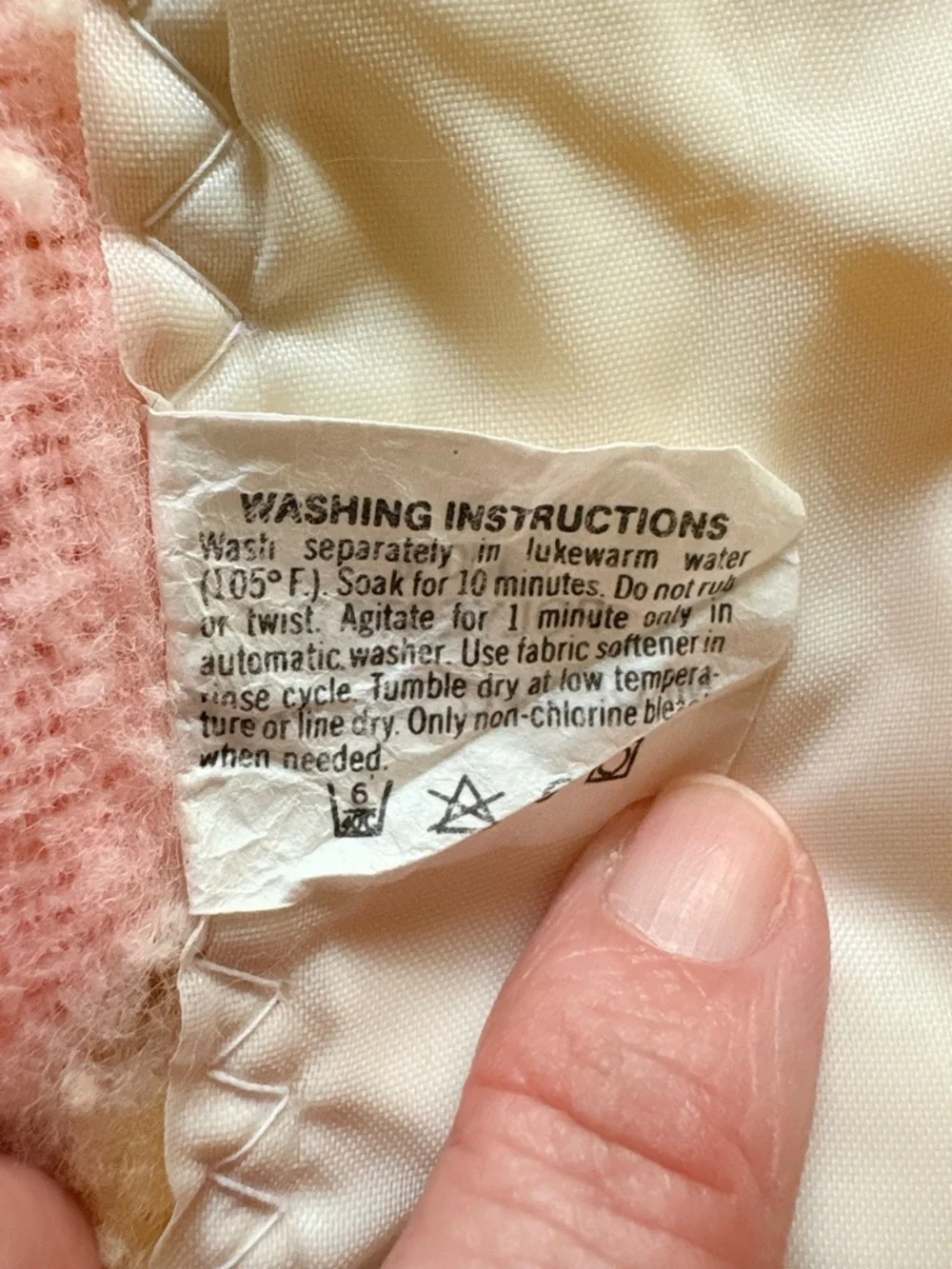 Vintage Pastel Animal Baby Blanket with Satin trim made in USA baby Gordon style